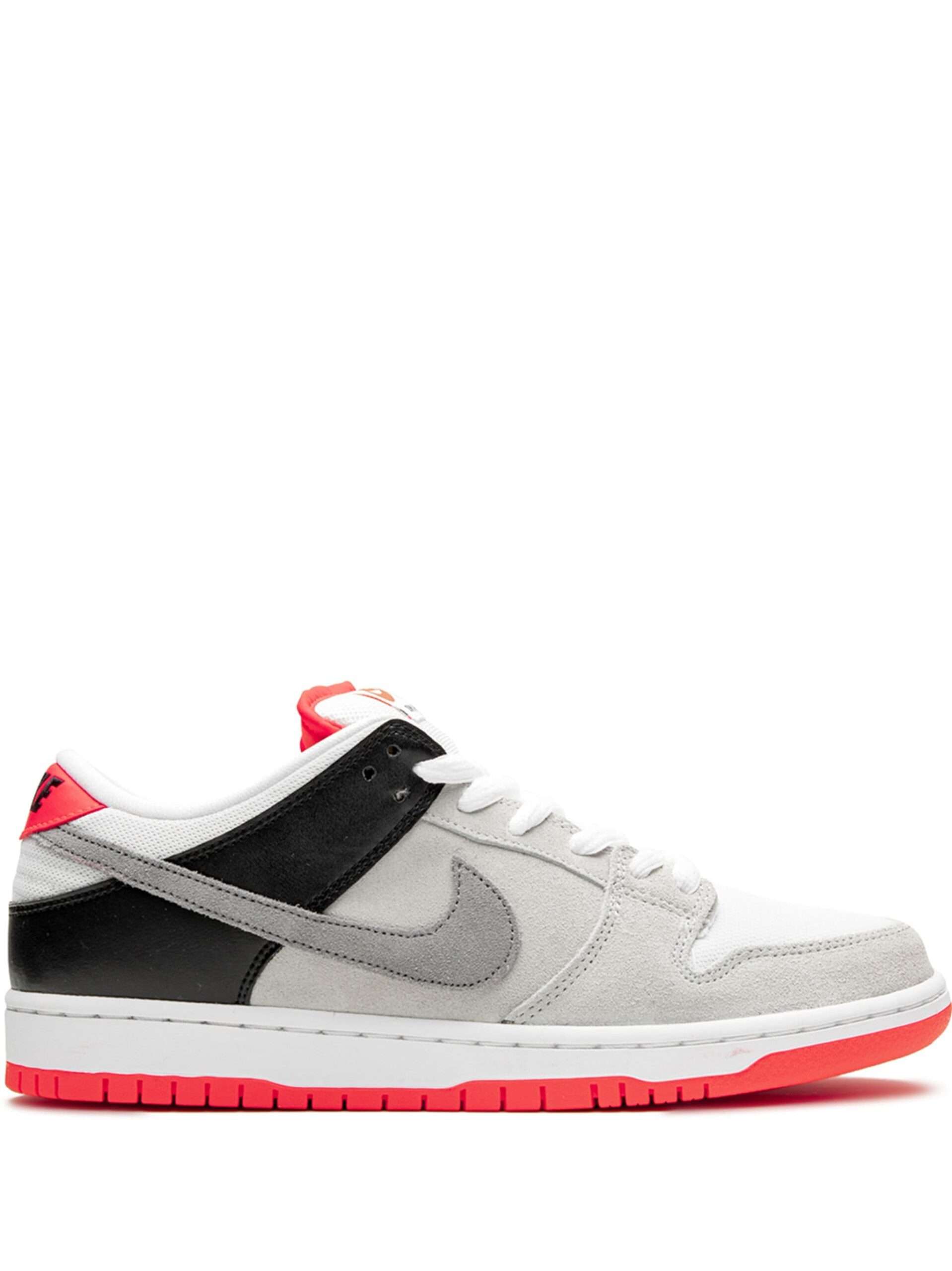 Nike SB Dunk Low Infrared