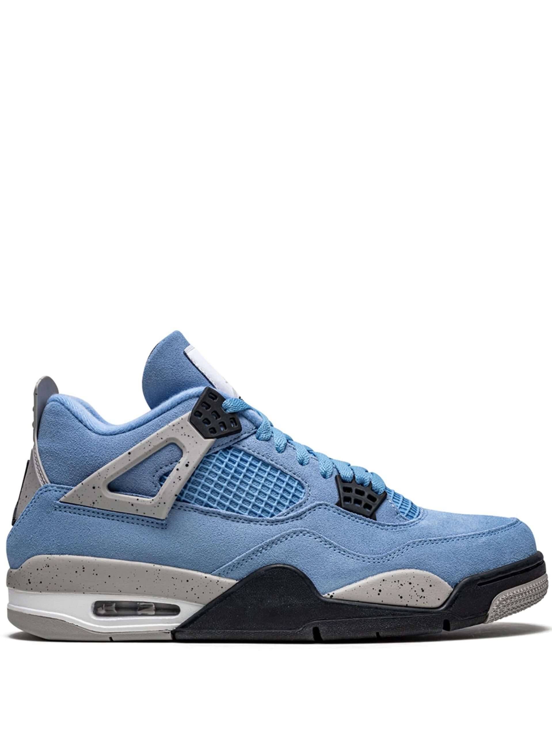 Air Jordan 4 Retro Unc