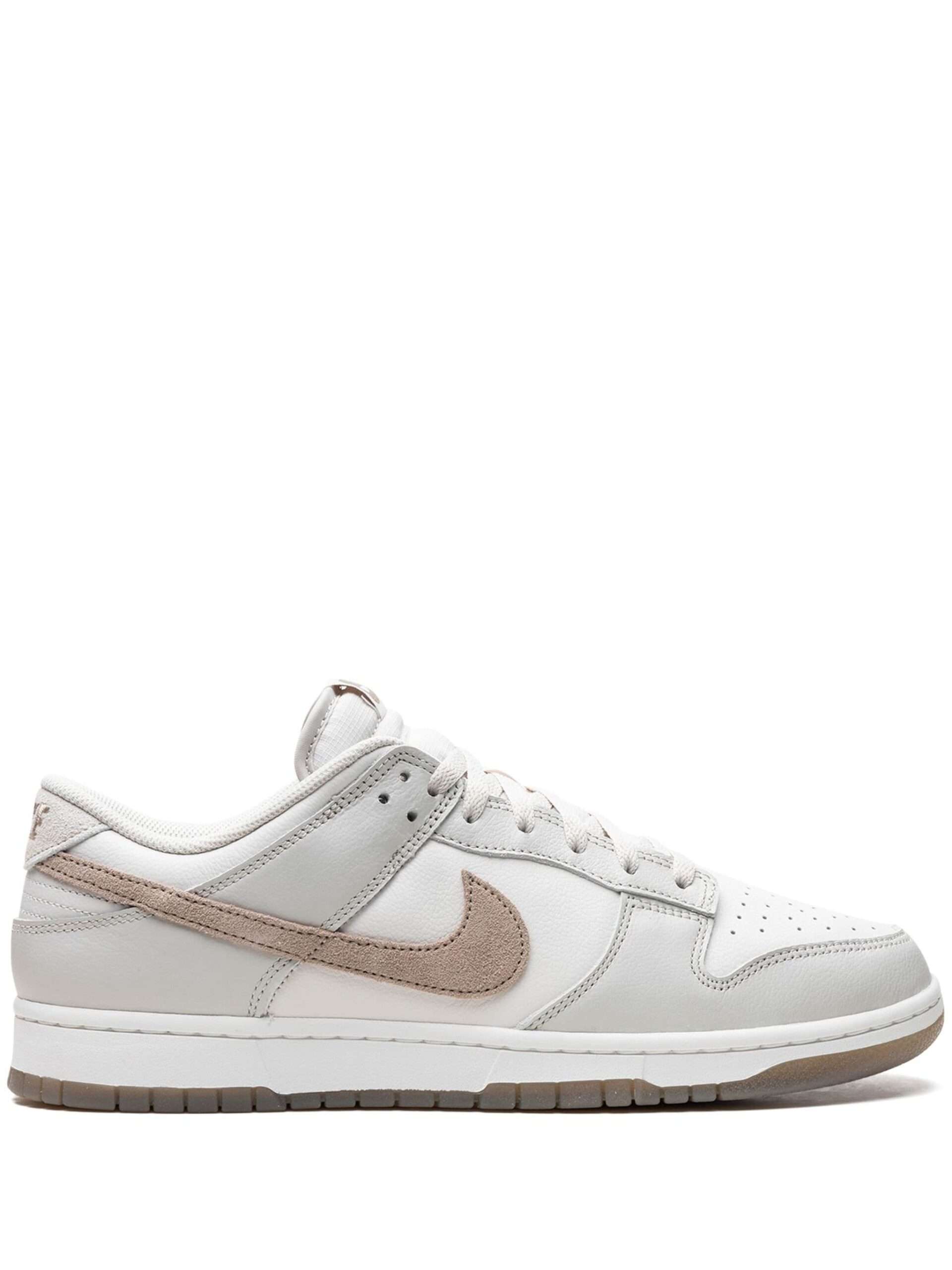 Dunk Low Retro SE “Phantom Khaki”