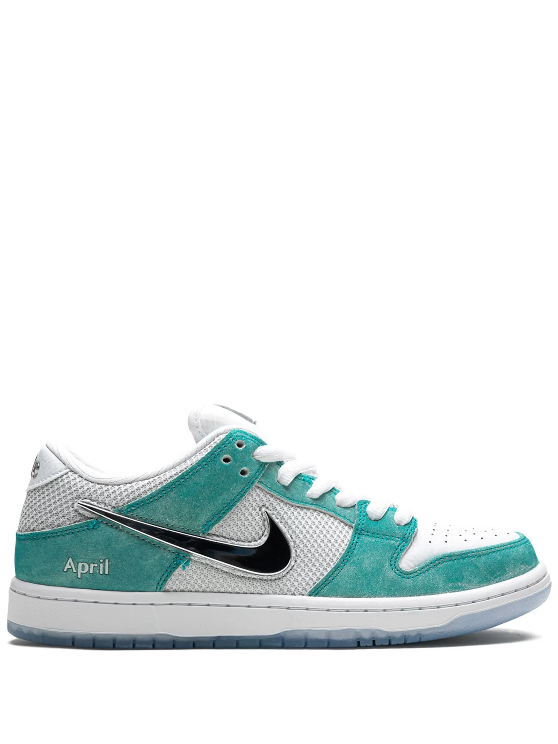 Dunk Low Pro QS “April Skateboards”